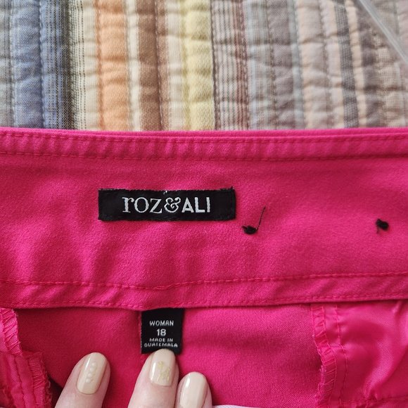 Five Pairs of Roz and Ali Pants Size 18.   Buy one or buy all. Price is per pair - Picture 16 of 16